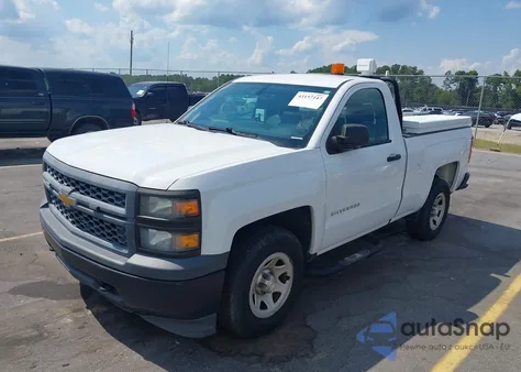 2015 Chevrolet Silverado 1500 Wt z USA, uszkodzony, nr VIN 1GCNCPEH1FZ273795